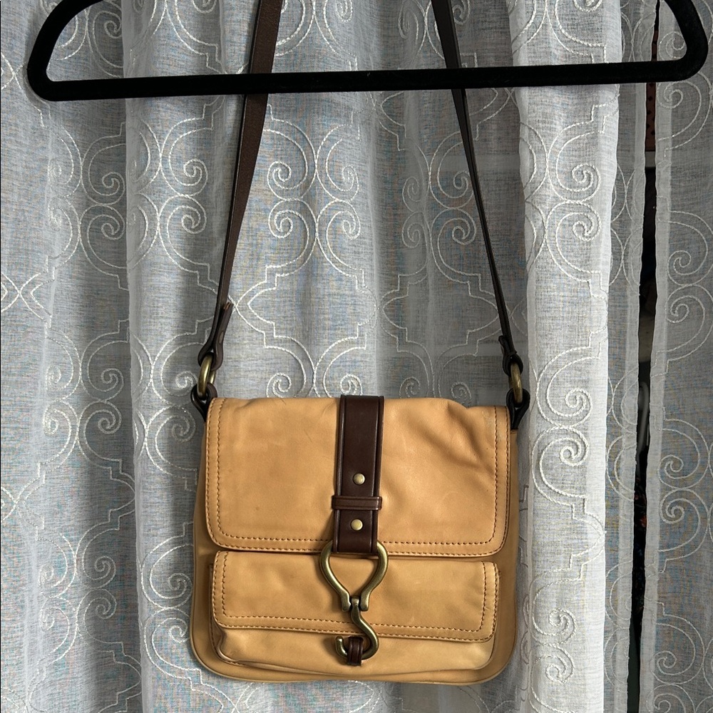 Elegant Tan and Brown Women's Shoulder Bag